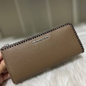 [ReadyMY] Michael Kors Quarter 3/4 Stitch Wallet in Driftwood Multi
