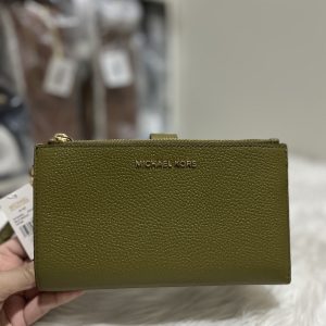 [ReadyMY] Michael Kors Adele Smartphone Wallet in Pistachio